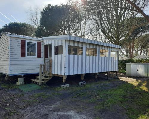 Gastes Apartment | La Réserve 4 étoiles à GASTES emplacement 543 3CH 2SDB 6 personnes