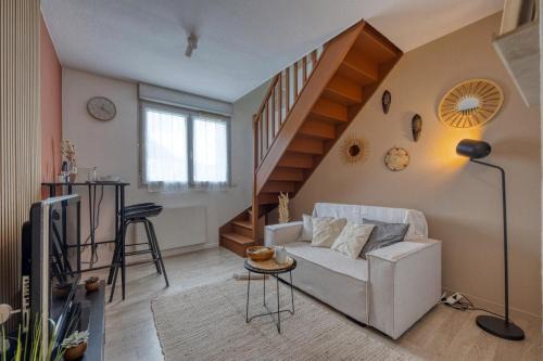 Fontaine Apartment | La Résidentiel - CEA - STMicro - Gare