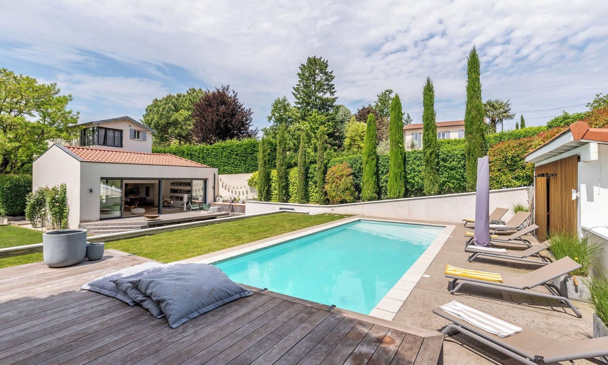 Saint-Didier-au-Mont-d'Or Villa | La Radieuse