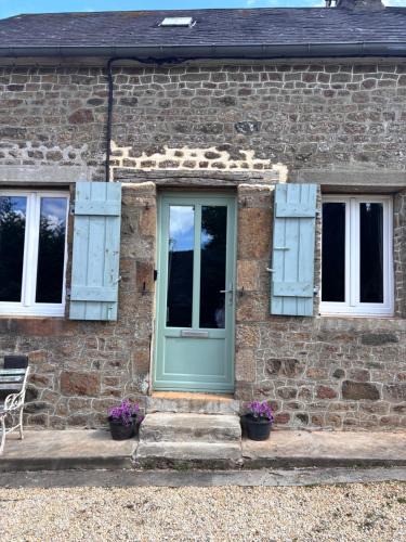 Passais-Villages House | La Ramée - 2 bedroom - Wi-Fi - Garden - Parking