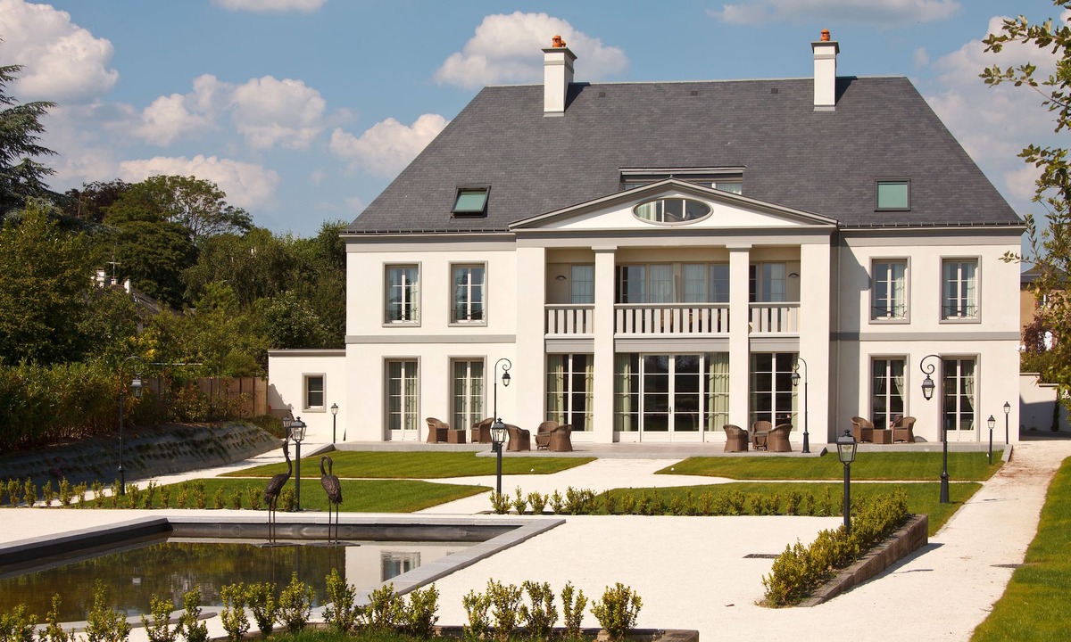 Marcey-les-Greves Hotel | La Ramade