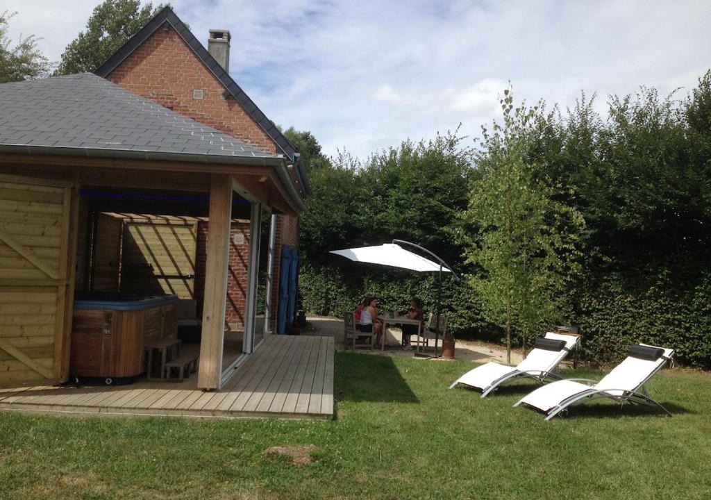 Marly-Gomont House | La Reine des Prés