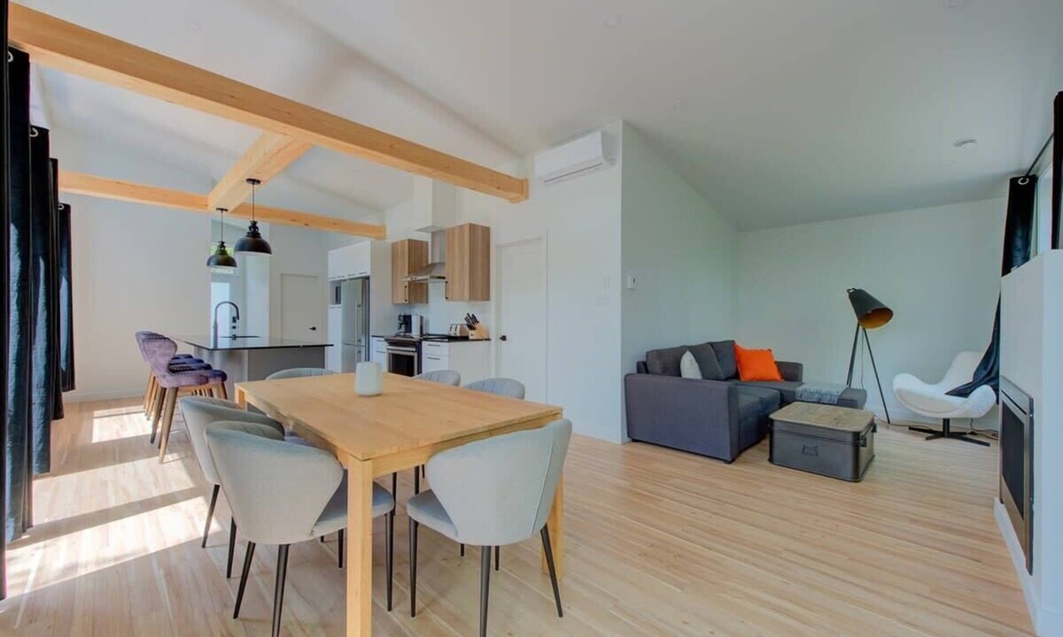 Pont-Rouge Ski Chalet | La Relâche | Nature & Relaxation | Pet Friendly