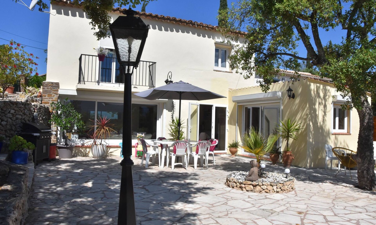 Frejus Villa | LA RESTONICA