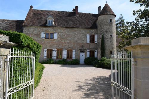Bresse-sur-Grosne Bed & Breakfast | La Rochelière