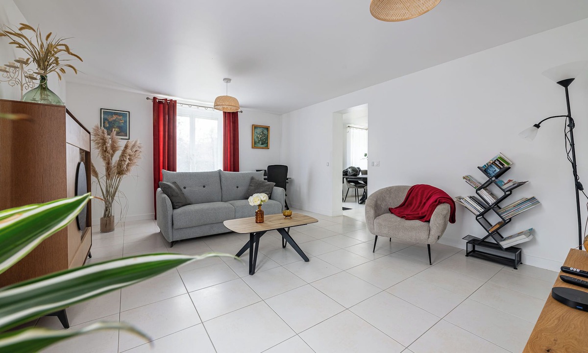 La Grande-Paroisse House | La Rochoise 1 hour from PARIS