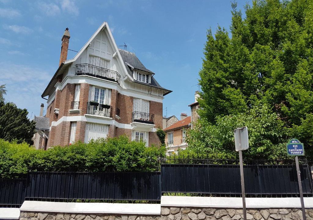 Saint-Fargeau Bed & Breakfast | La Romantique