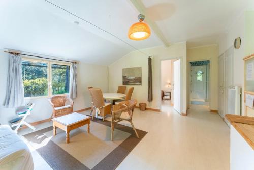 Mondragon House | La Romarine