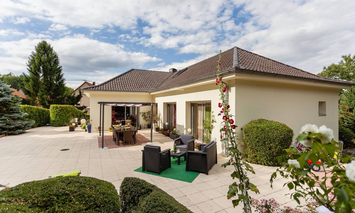 Wintzenheim-Kochersberg Bed & Breakfast | La Rose Tremiere