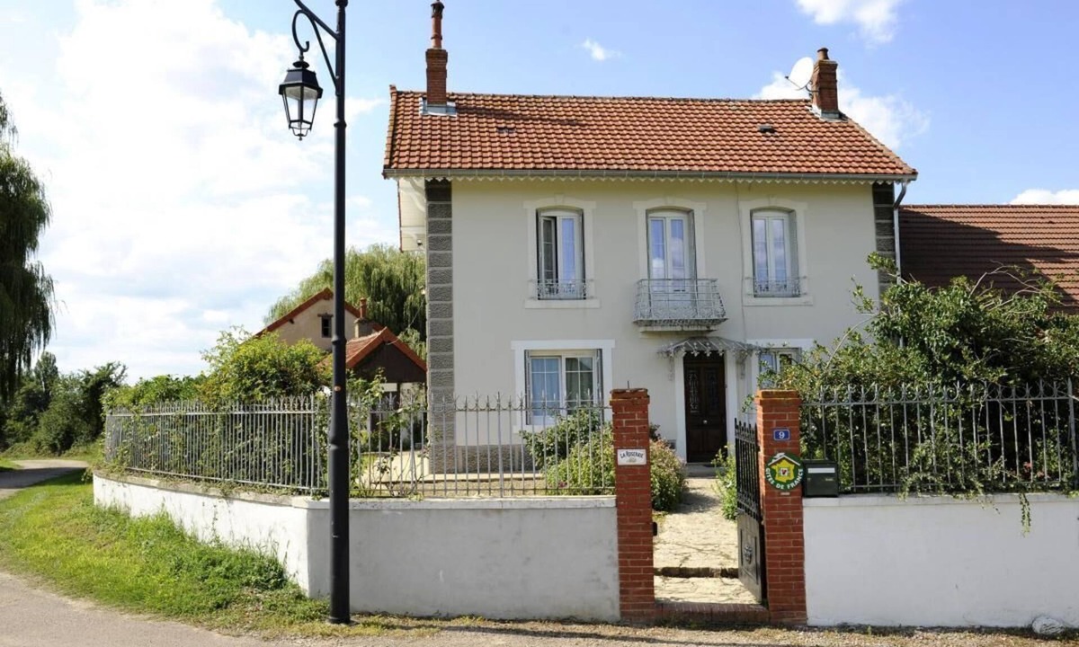 Pontoux House | La Roseraie - Pontoux