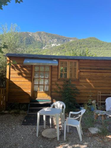 Veynes Other | la roulotte chez Camille