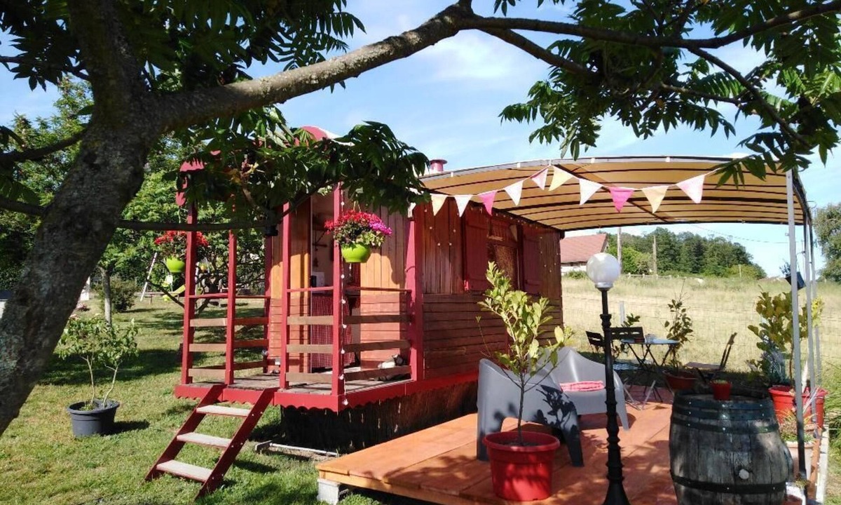 Saint-Agnan House | La Roulotte d'Élicie