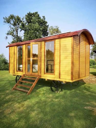 Chessy-les-Pres Other | La roulotte de l'étang