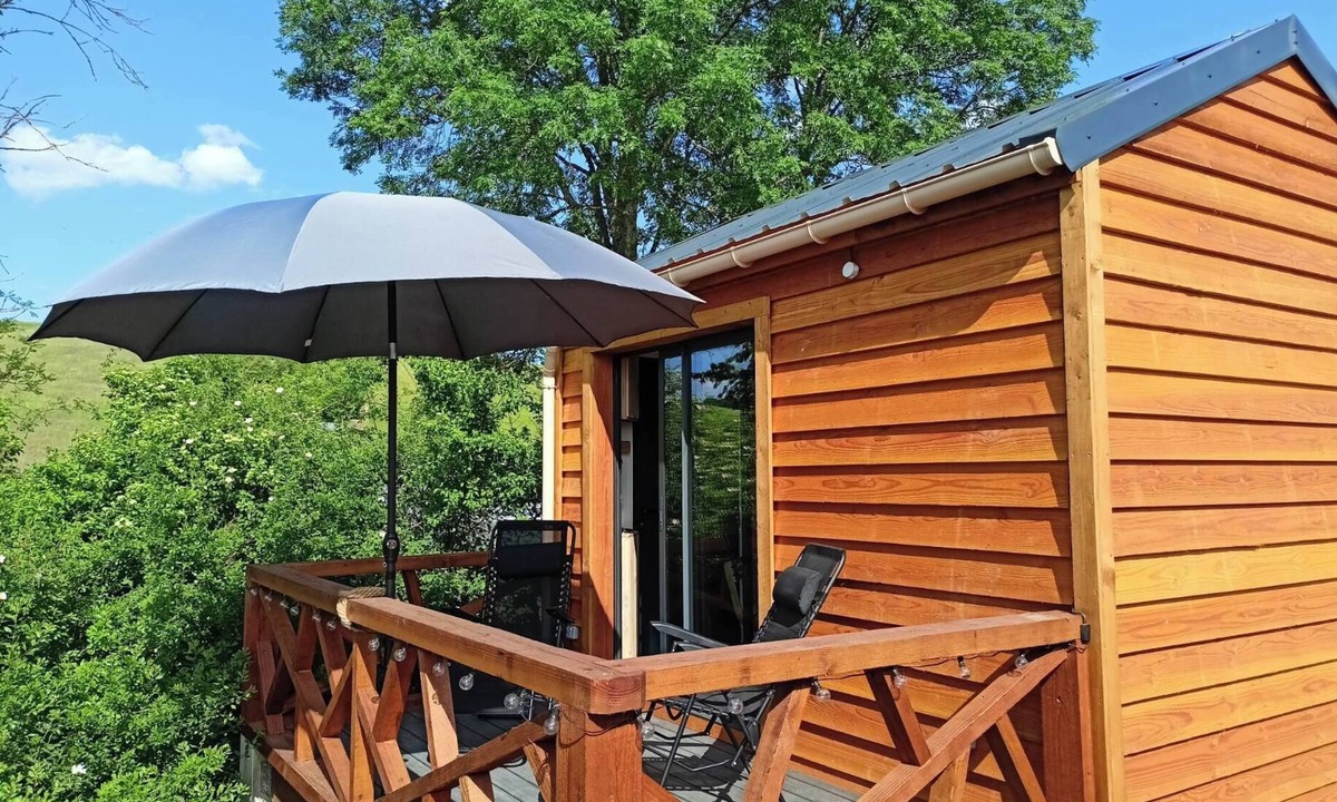 Saint-Mards-en-Othe Ski Chalet | La Ruche (with private Jacuzzi)