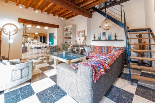 Cuxac-Cabardes House | La Rustique, maison de charme proche Carcassonne - jardin, wifi, tout équipée