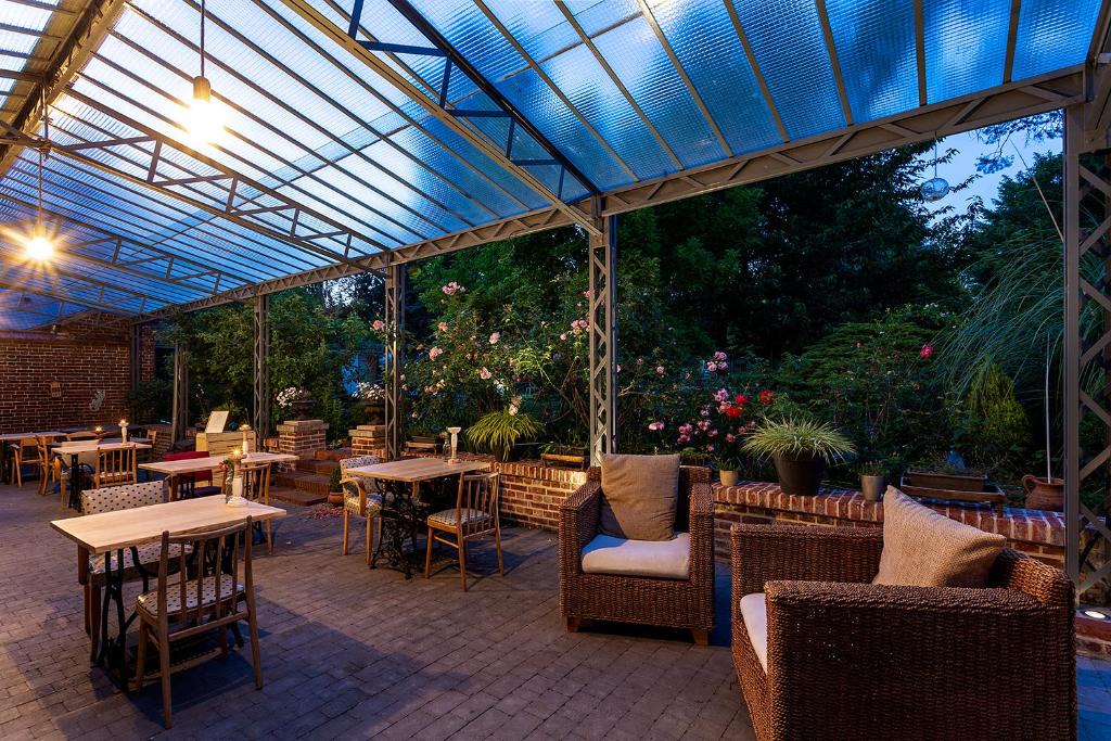 Beauvais House | La Salamandre