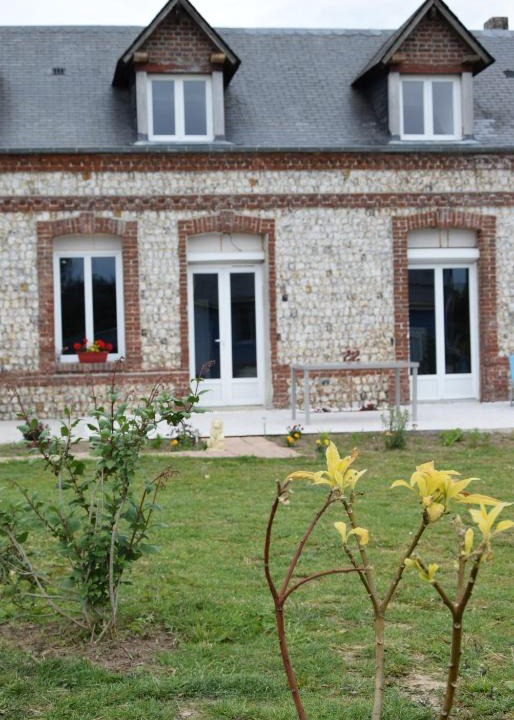 Theuville-aux-Maillots House | La Salamandre