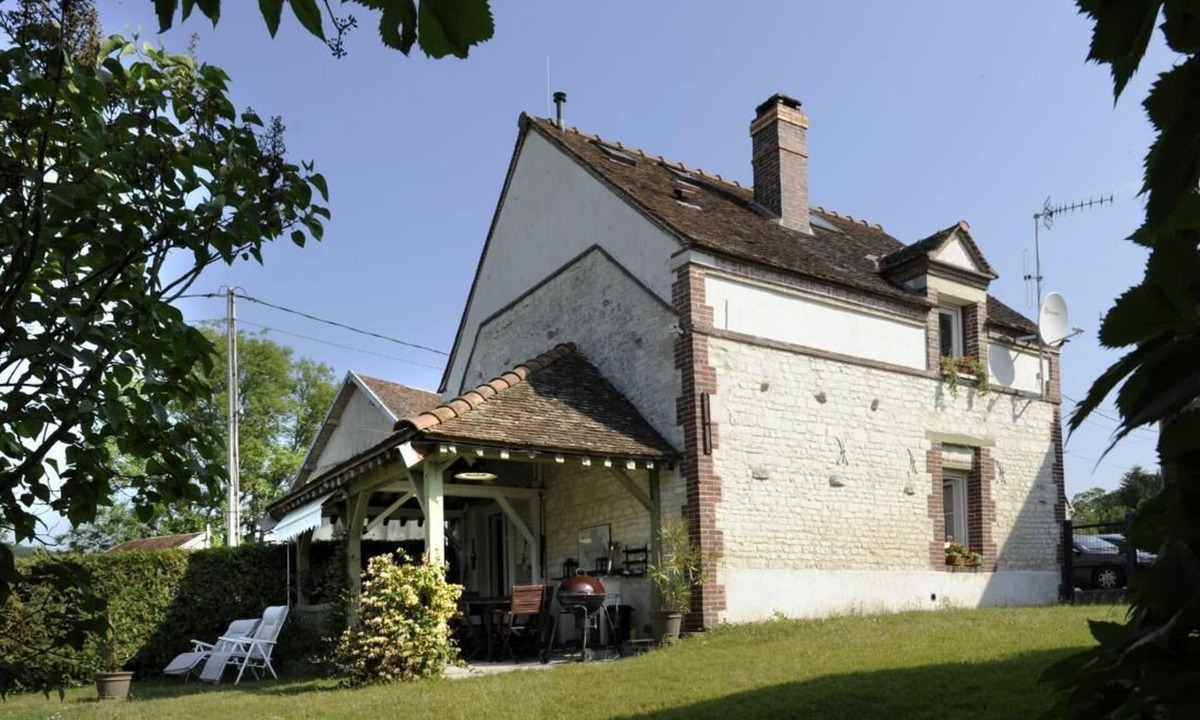 Eaux-Puiseaux House | La Salle de Danse - Eaux Puiseaux