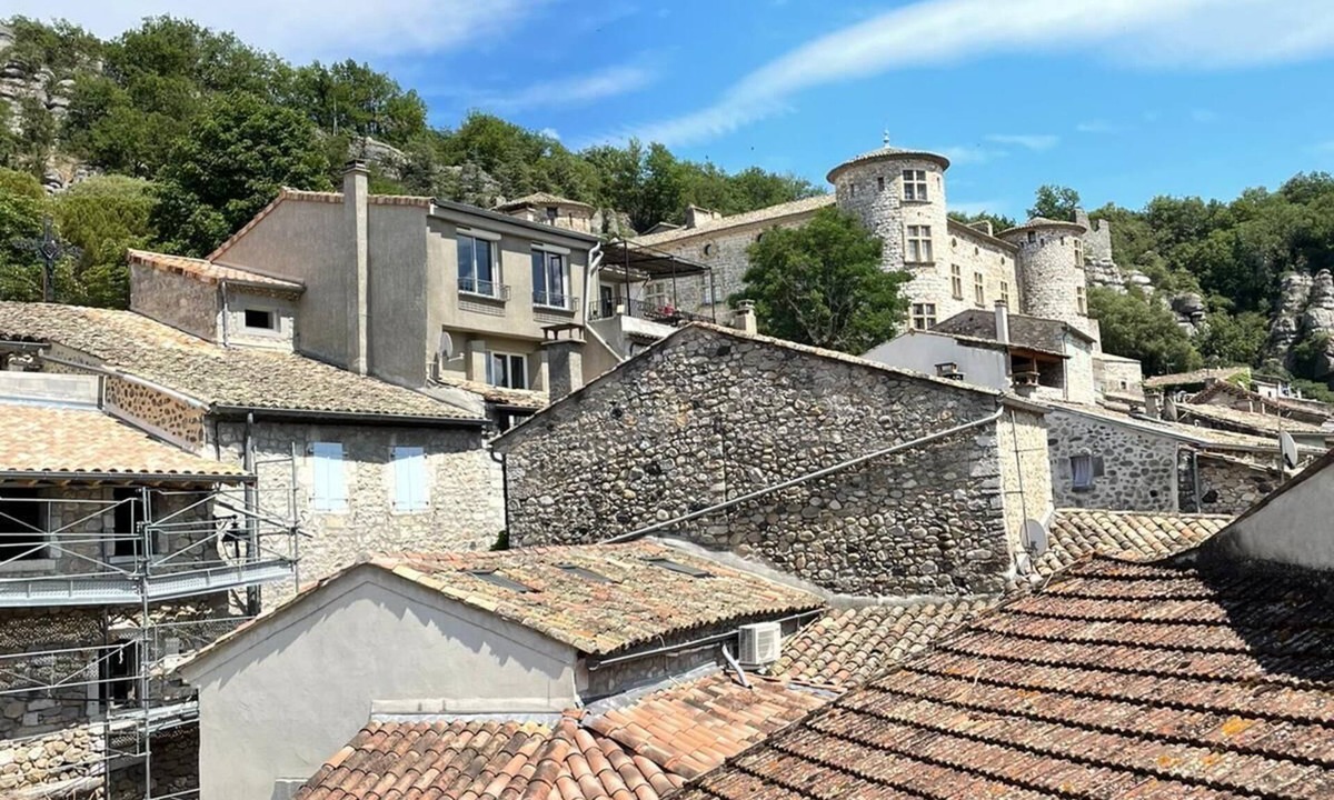 Vogue House | La Secrète