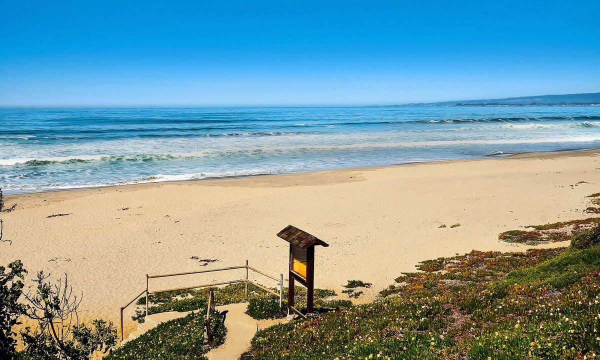 La Selva Beach House | La Selva Beach Holiday Cottage