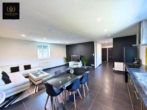 Sennece-les-Macon House | La Sennecéenne