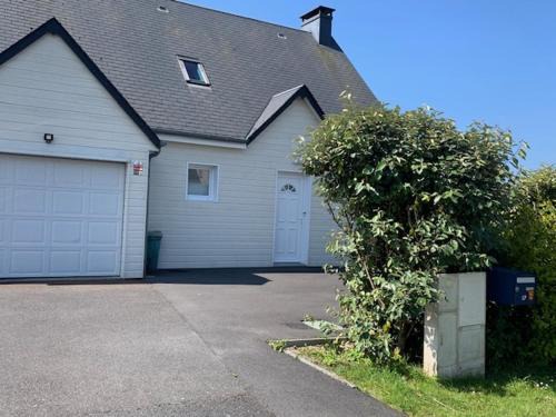 Blainville-sur-Mer House | la serpentine