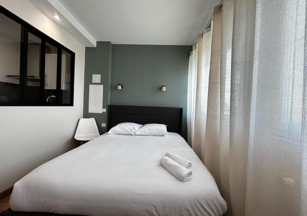Panazol Apartment | La Suite Faïence, chic et calme