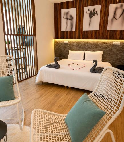 Quartier Beauregard-Boufflers-Buthegnemont-Boudonville Apartment | La Suite Interdite Jacuzzi, Sauna & Pièce Secrète