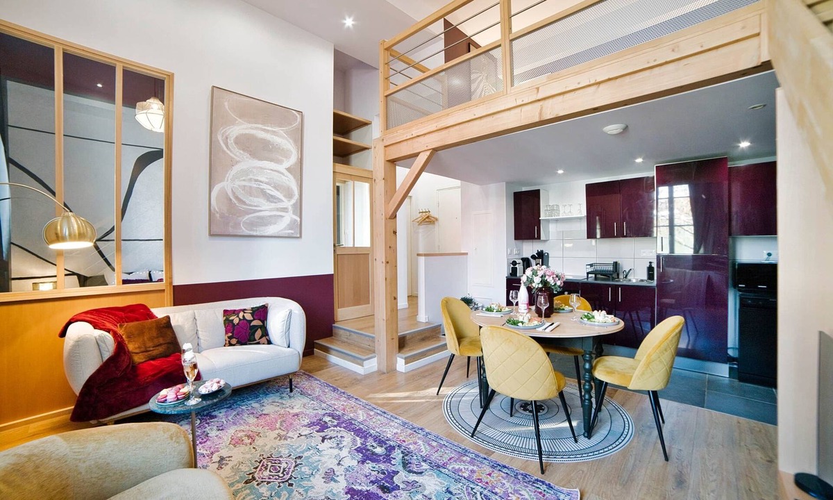 Mulhouse Apartment | La Suite Pourpre - Duplex - Mulhouse Hyper Centre