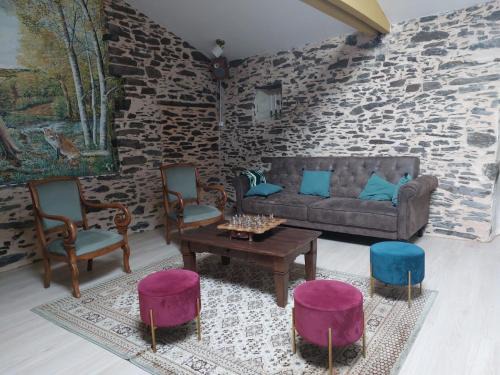 Vallet House | La Tanière du Renard