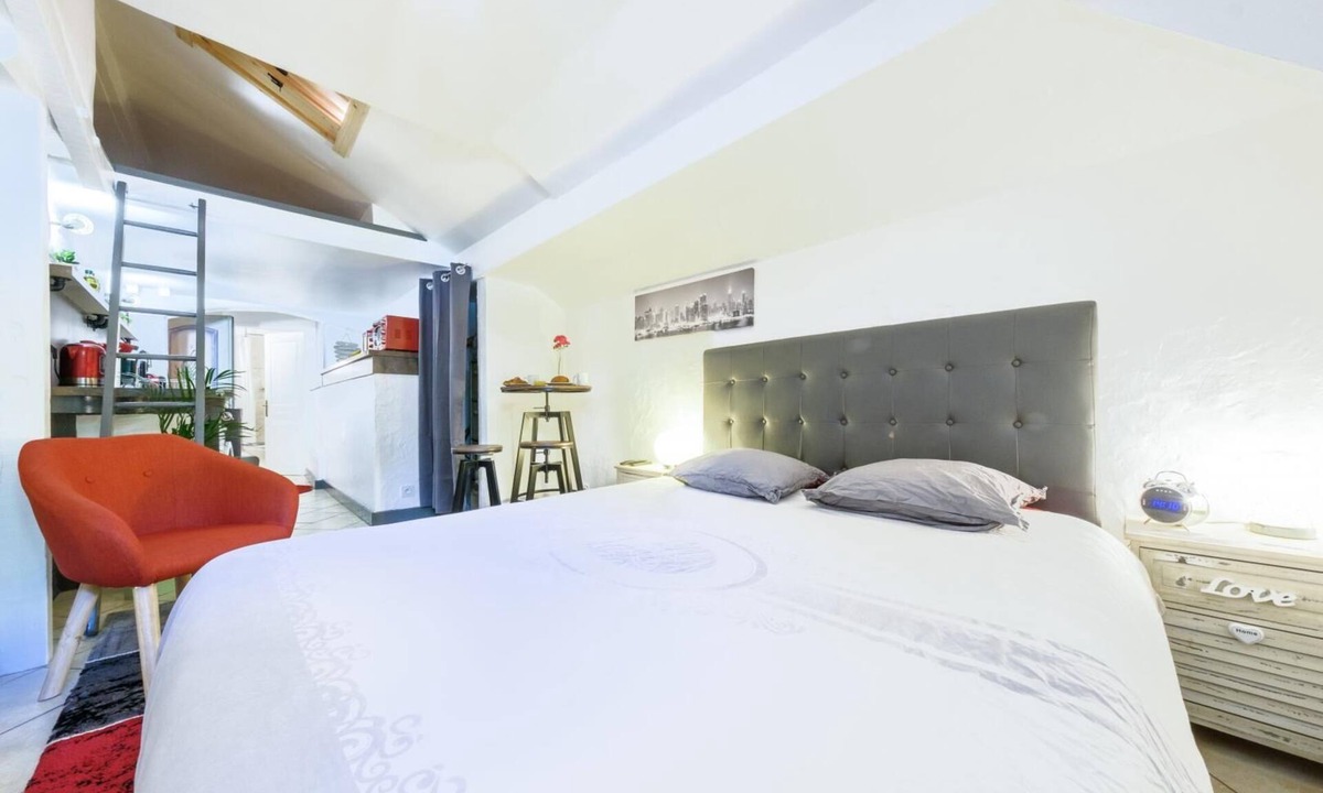 Pallud House | LA TARINE N°6 - PALLUD