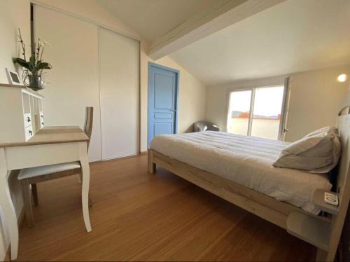 Taillet Apartment | La terrasse des oiseaux