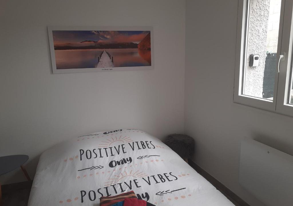 Paroy-sur-Tholon Apartment | La terrasse