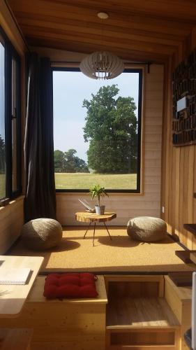 Saint-Symphorien-des-Monts Cabin | La Tiny du Parc : Saint Symphorien des Monts