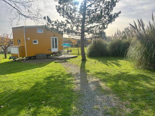 Villefranche-de-Lonchat Other | La tiny house Luna