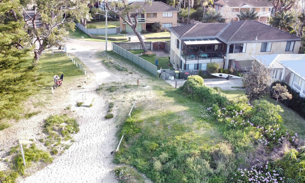 Bundeena Apartment | La-Toscana - on the beach