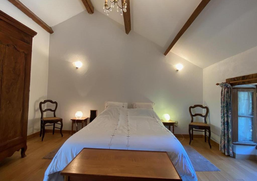 Cherves House | La touche