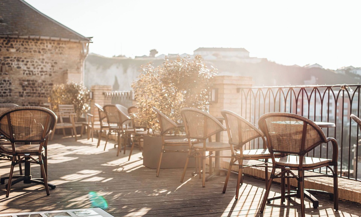 Dieppe Hotel | La Tour Aux Crabes