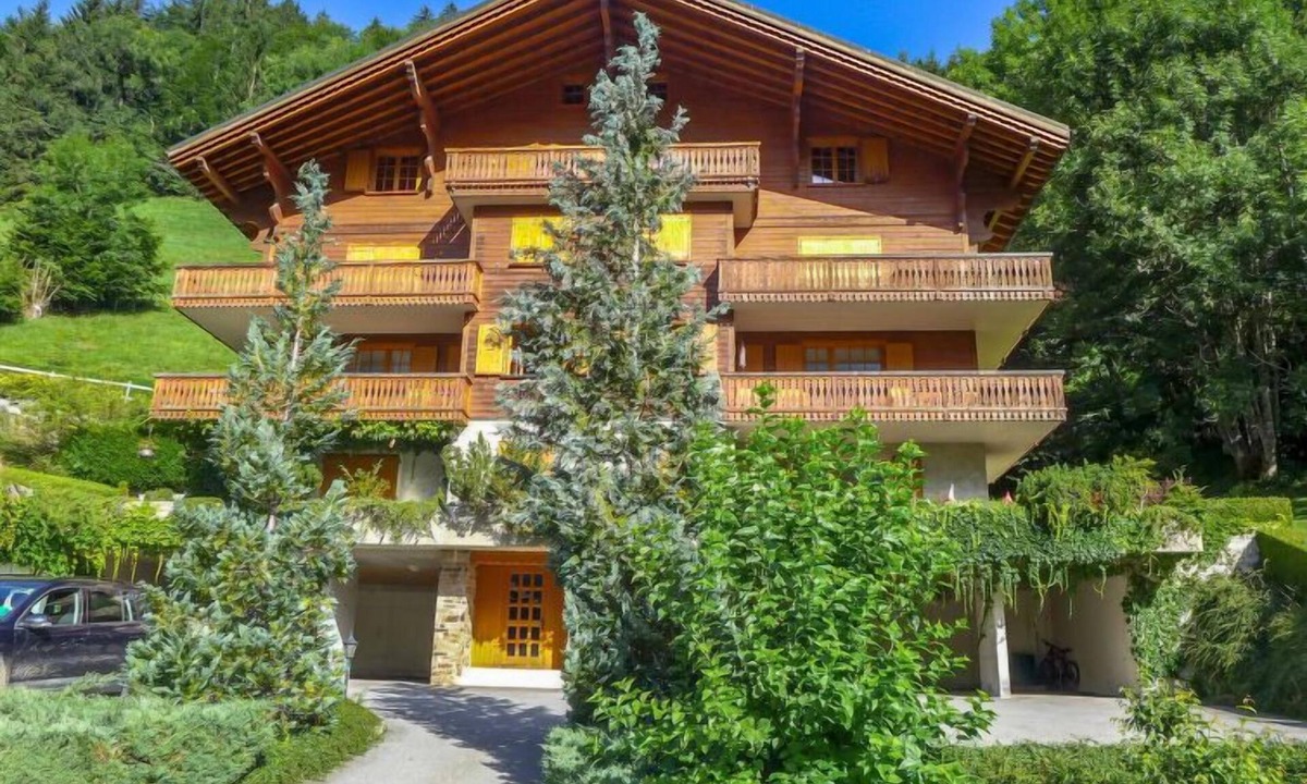 Champery Apartment | La Tour d'Antheme by Interhome