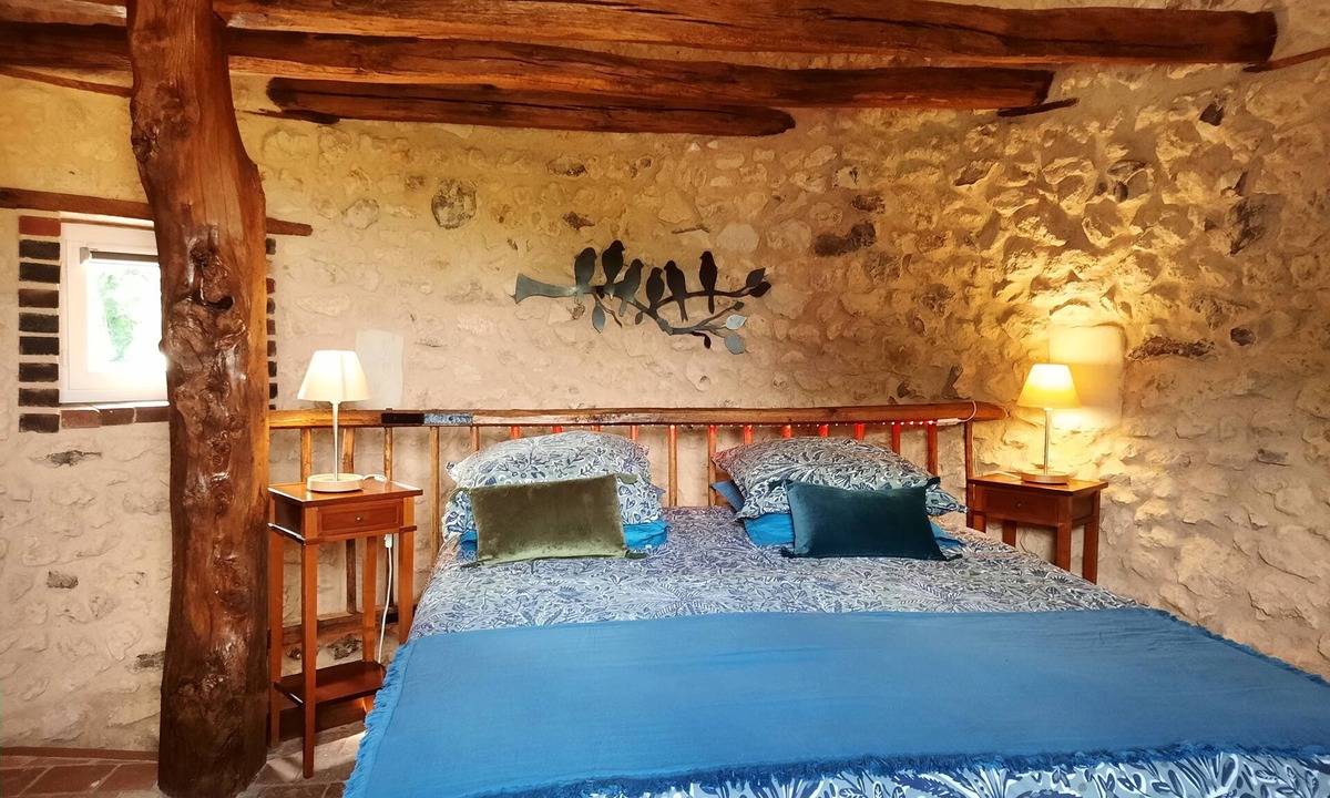 Beaumont-Louestault Apartment | La Tour de Rêves, Chambre D'hôtes