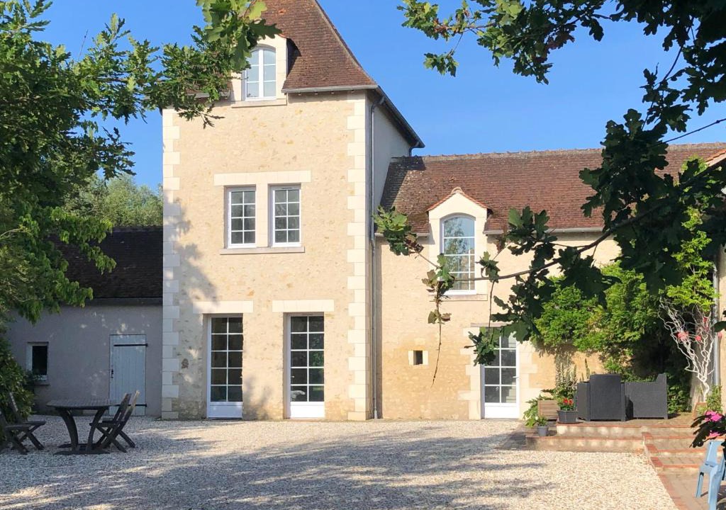 Beaumont-Village Bed & Breakfast | La Tour de la Conterie