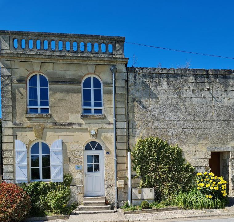 Septmonts House | La Tour L'évêque gite 3 chambres 5 pers 5 km Soissons