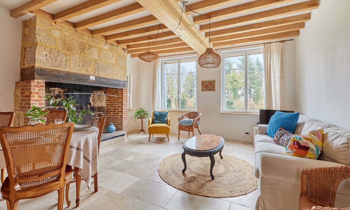 Saint-Michel-de-Livet Apartment | La Tourelle de Saint Michel de Livet - Parking