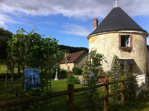 Saint-Agnan-sur-Sarthe House | La Tourelle