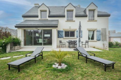 Pleherel-Plage-Vieux-Bourg House | La Traversée