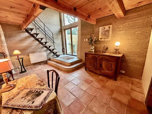 Naucelle House | La Treille