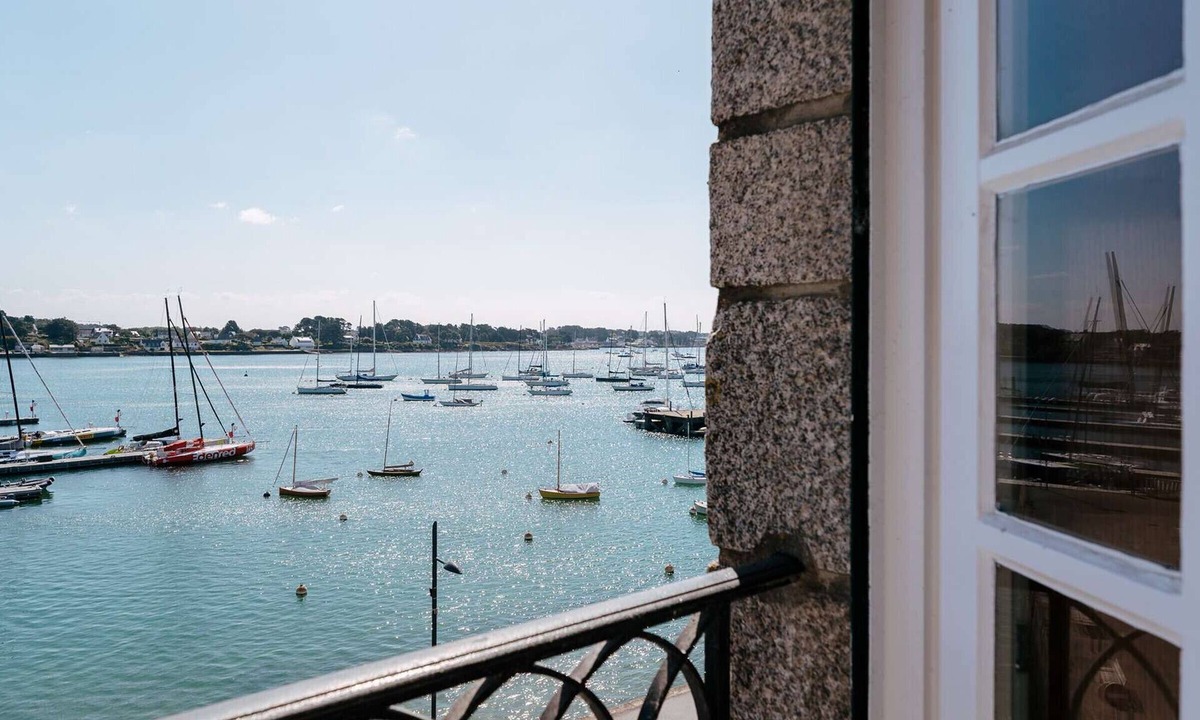 La Trinite-sur-Mer Apartment | La Trinité/Mer, large 4-room apt, 100m², wifi, pets allowed