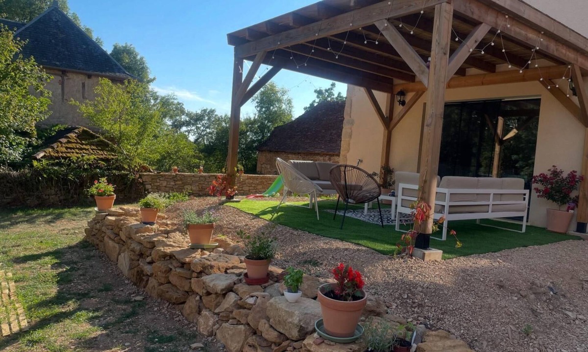 Capdenac House | La Vacale - CAPDENAC