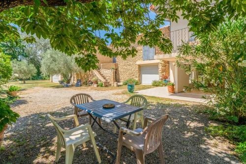 Mornas Apartment | La Velle