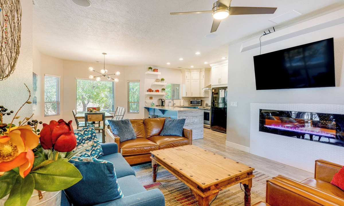 La Verkin House | La Verkin Family Retreat Near Zion National Park!